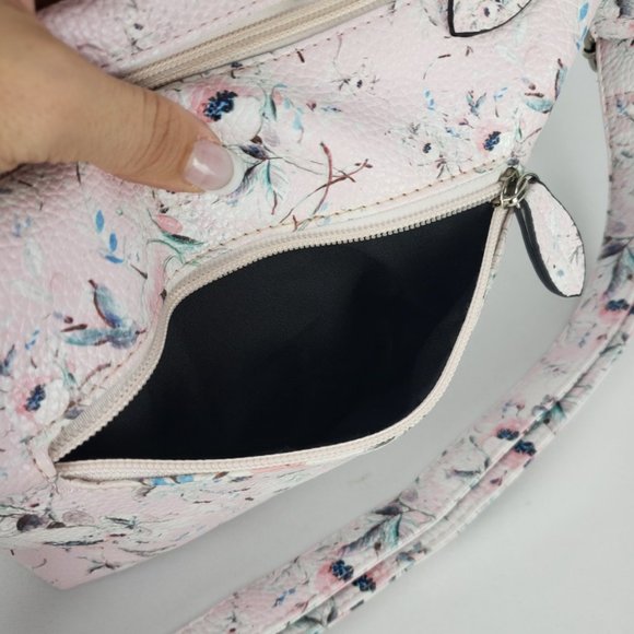 Flower Print Crossbody Purse - Picture 4 of 5